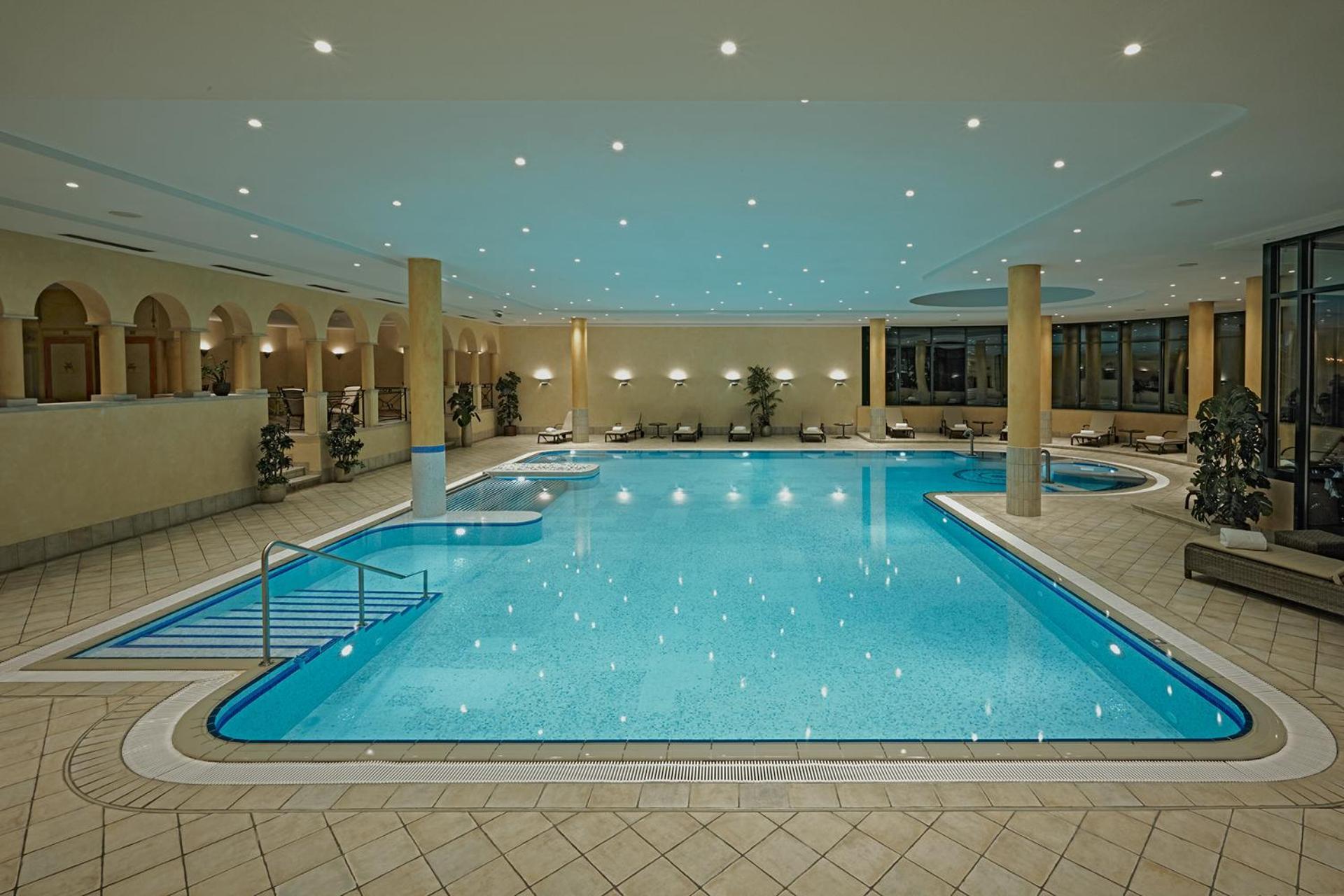 קלוסטר Hotel Vereina מראה חיצוני תמונה