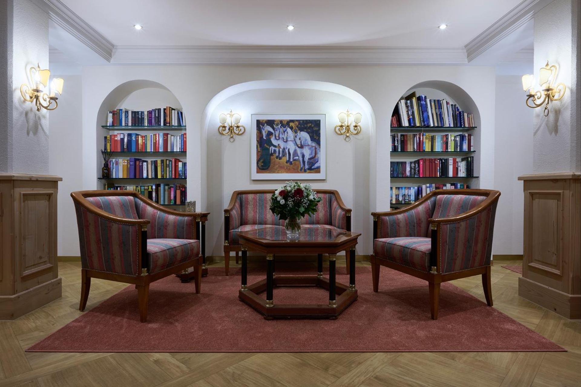 קלוסטר Hotel Vereina מראה חיצוני תמונה