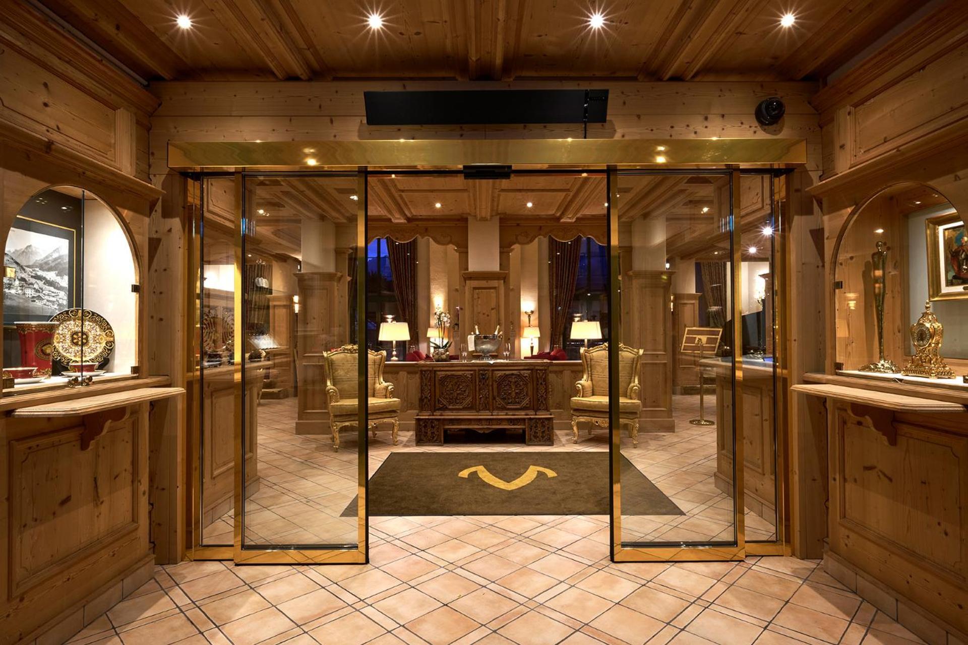 קלוסטר Hotel Vereina מראה חיצוני תמונה
